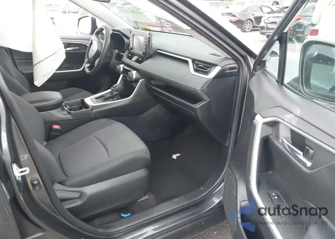 2021 Toyota Rav4 Xle из США, поврежденный, VIN 2T3W1RFV9MC137228